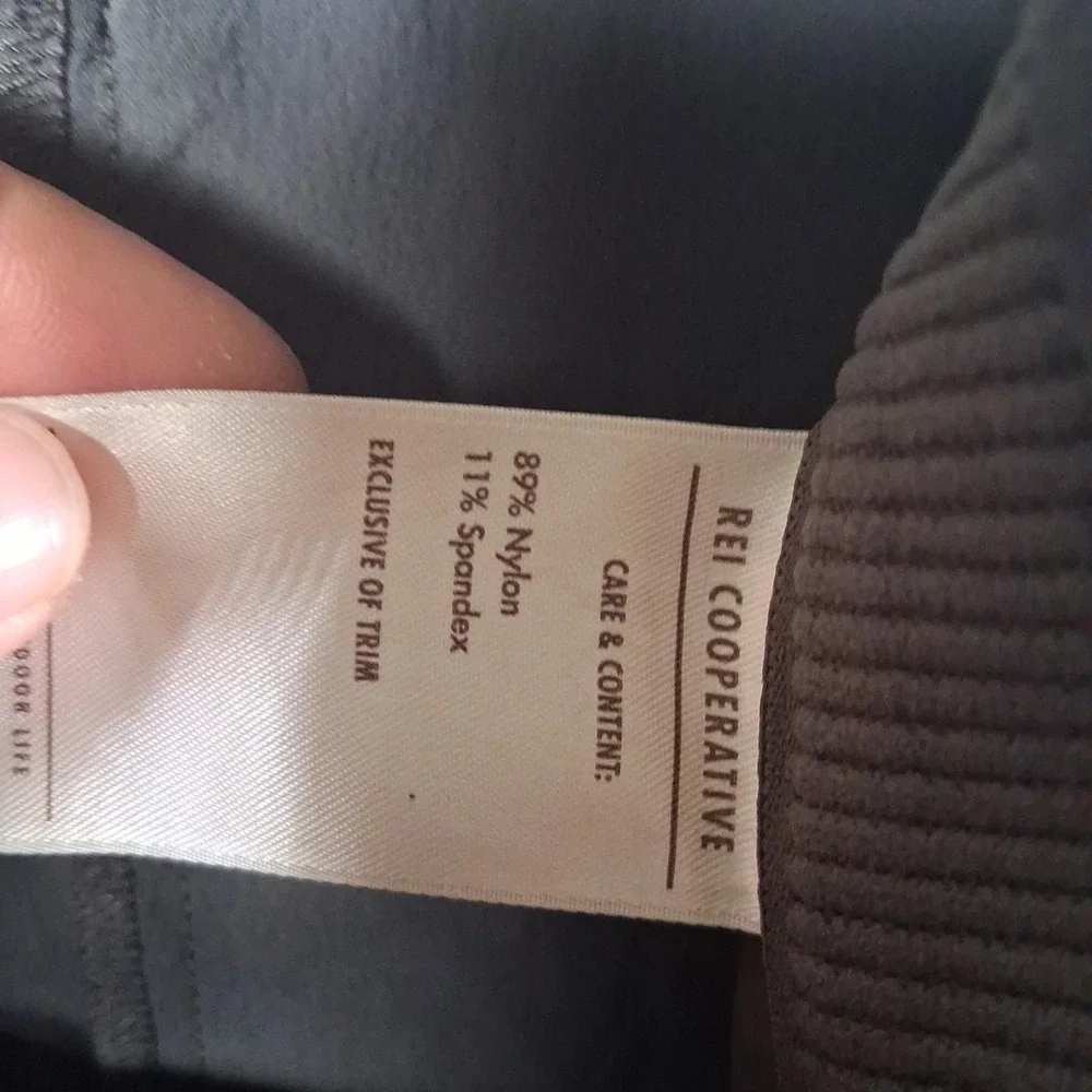 REI mens co